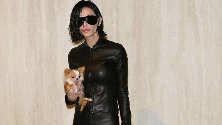 Деми Мур грабна с нова прическа - най-късата ѝ от години