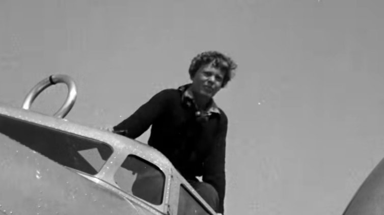 Самолет или паднало дърво? Загадъчен обект може да пренапише историята за Амелия Еърхарт