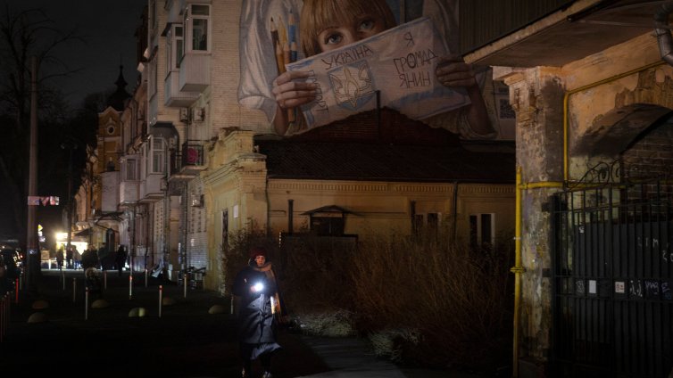 След руската атака с "Орешник": Зеленски привова за реакция от страна на САЩ 