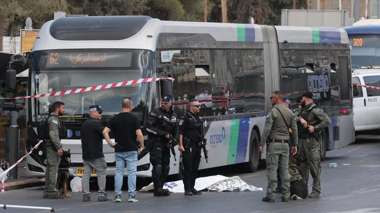 Въоръженото крило на Хамас пое отговорност за стрелбата в Йерусалим