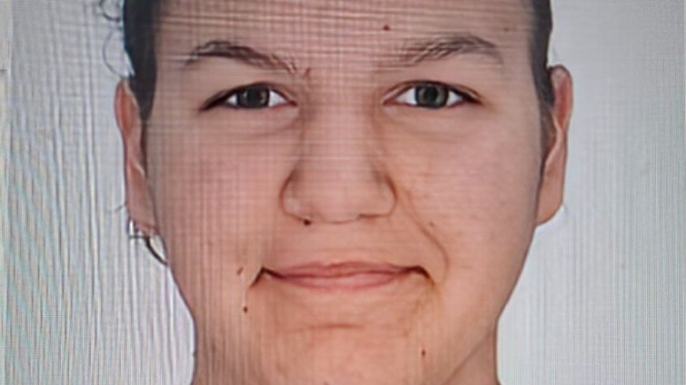 Издирват 15-годишна, два дни следите ѝ се губят