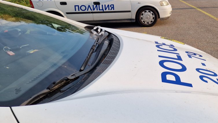 Жена на 59 г. се представя за адвокат в Кюстендил, полицията влезе в офиса