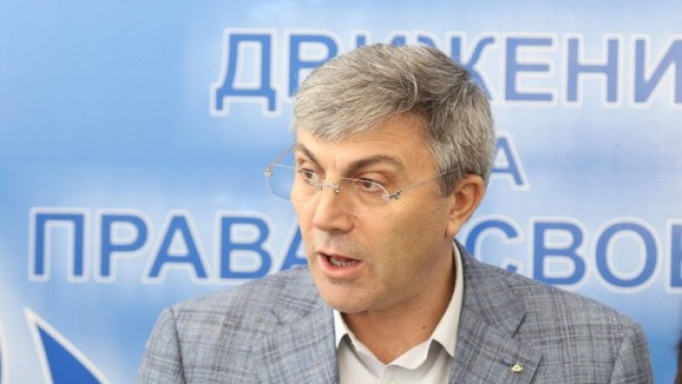 Карадайъ: Говорим с всички, анти-ДПС реториката не помага