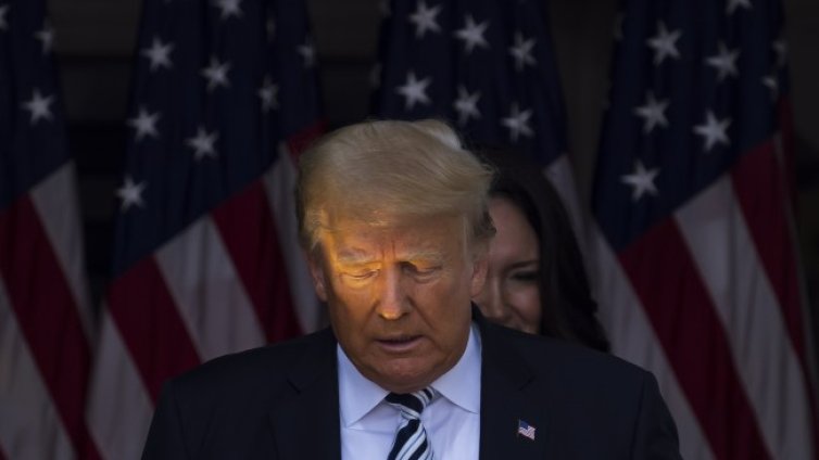 Коронавирусът създаде перфектното време за борба срещу истината