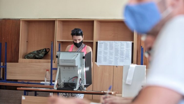 "Сиела" иска още 1200 машини за вота, цената около 6 милиона