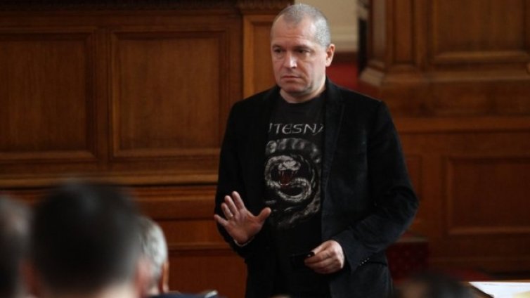 ИТН иска в парламента и депутати с двойно гражданство 