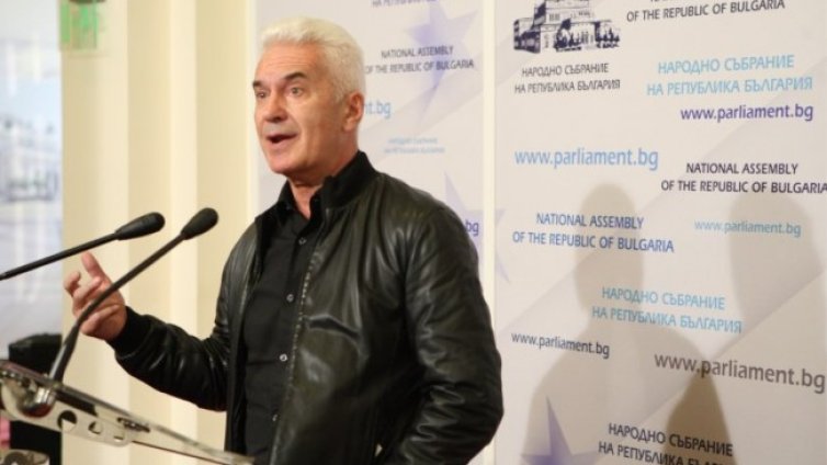 И Волен Сидеров се включва в битката за президент 