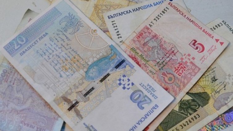 Средният осигурителен доход за август е 1143,90 лева