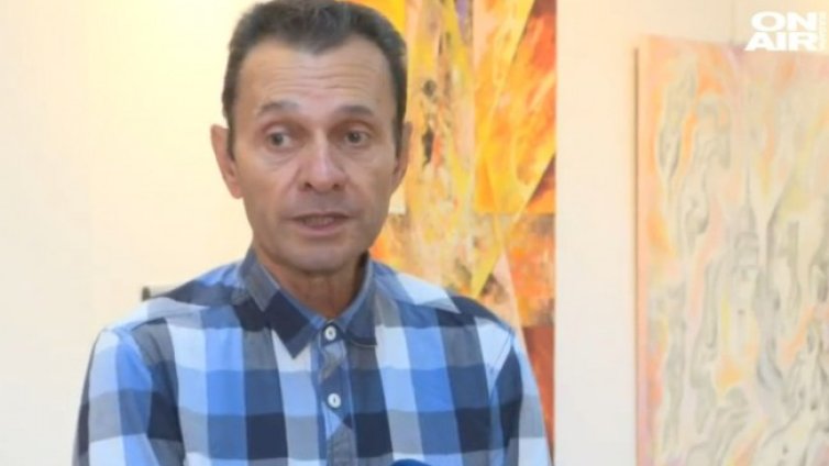 "Време, дух и материя" - новата изложба на художника Божидар Димитров