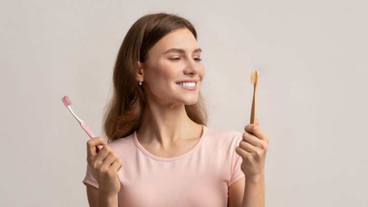 Знаци, че четката ви за зъби е неподходяща