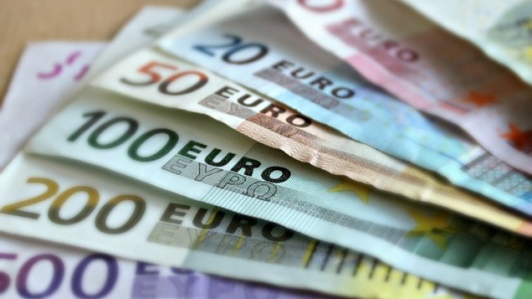 Работодателите искат ускорено присъединяване към еврозоната 