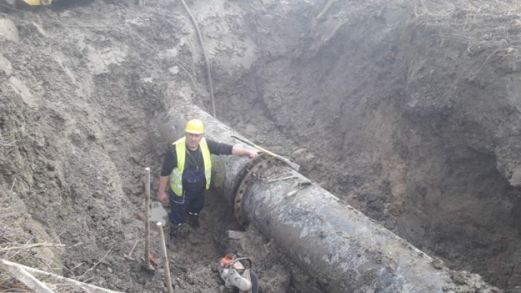 100 000 души във Велико Търново без вода заради авария