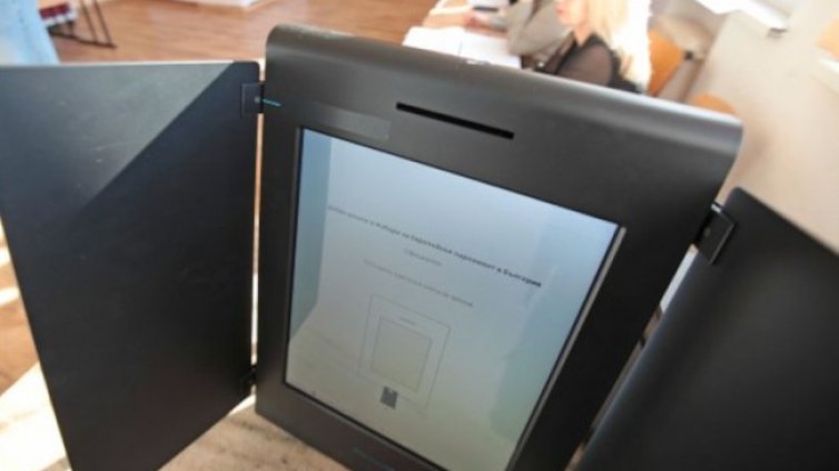 ЦИК: Създава се недоверие към машинното гласуване