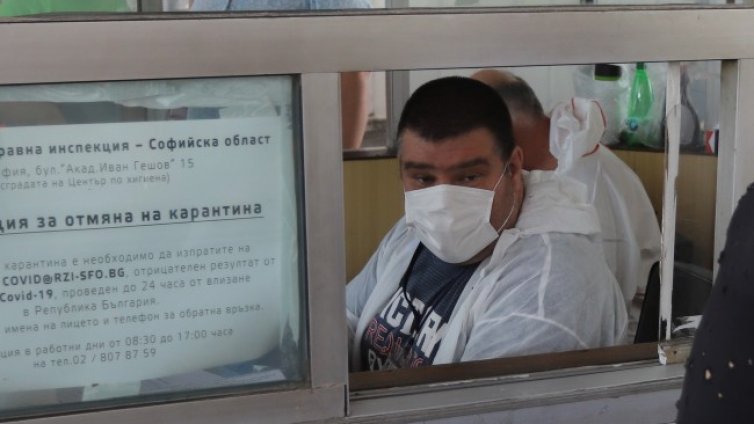 Десетки автобуси от Турция на ГКПП "Капитан Андреево"