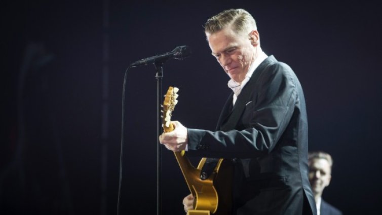 Брайън Адамс е в болница с коронавирус