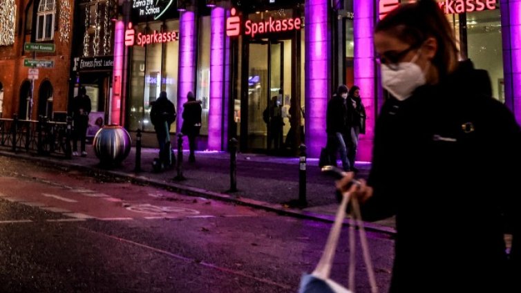 Строги мерки в Германия, дори за ваксинирани