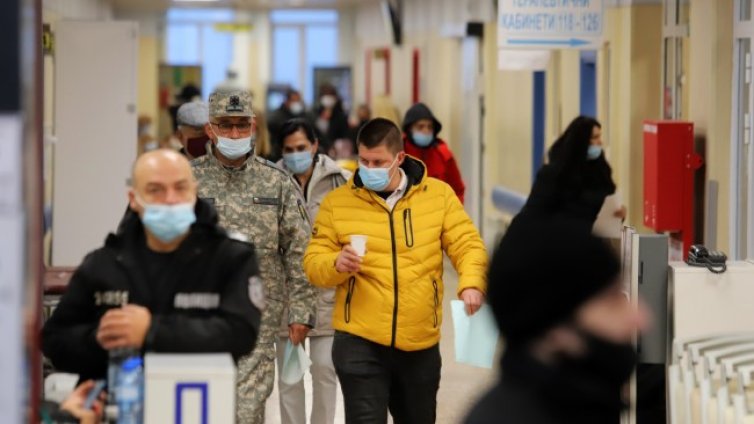 Пада ограничението за планов прием и операции в болниците