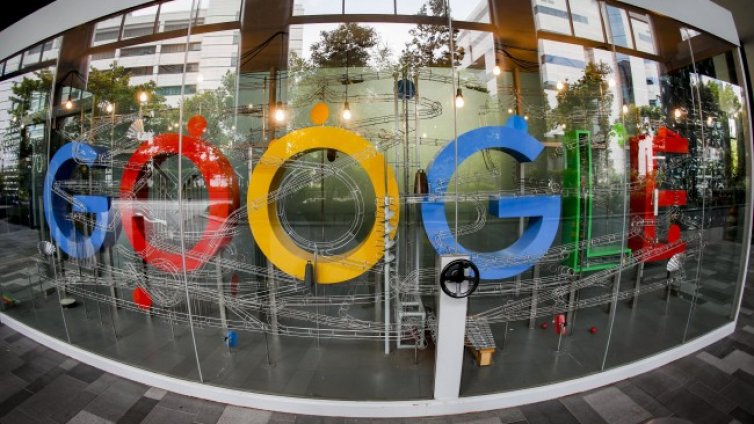 Amazon, Google, Walmart шпионират служителите си, за да няма профсъюзи