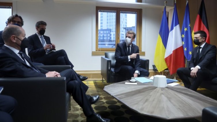 Франция, Германия и Украйна искат нови преговори с Русия