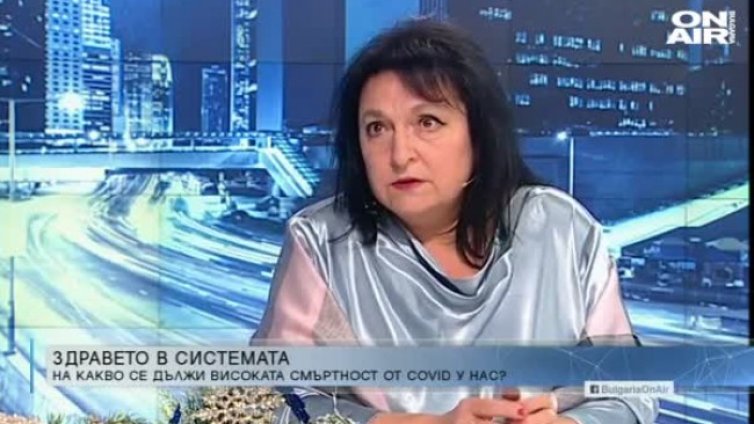 Доц. Гломб: Препоръката вече е бустер да се прави след три месеца