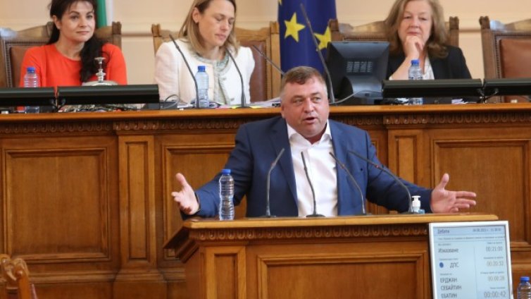 Ерджан Ебатин: Няма политическо разбирателство в кабинета