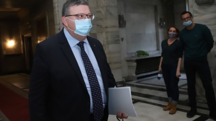 КПКОНПИ: Има данни за корупция в МЗ