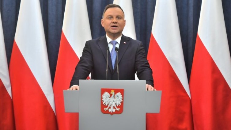 Президентът на Полша с положителен тест за коронавирус