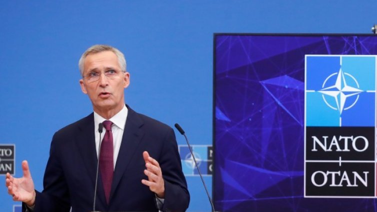 Външните министри на страните в НАТО на извънредна среща за Украйна 