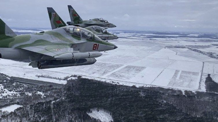 Министърът на отбраната на Украйна не вижда засега руска заплаха