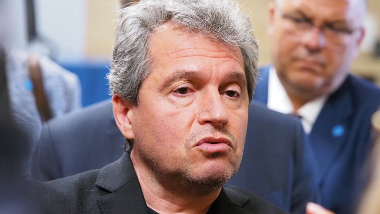 &bdquo;Има такъв народ&ldquo; ще избира председател в събота