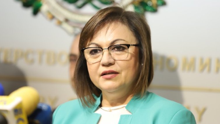 Нинова смени борда на ДКК, поиска проверка на работата й