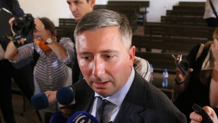 Иво Прокопиев завежда дела срещу четирима депутати от ДПС