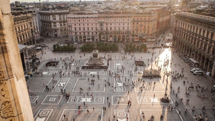 Арестуваха сина на бивш украински банкер, паднал от прозорец в Милано