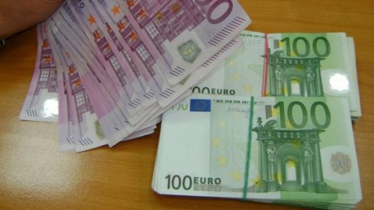 В Гърция разбиха мрежа от български „ало“ измамници