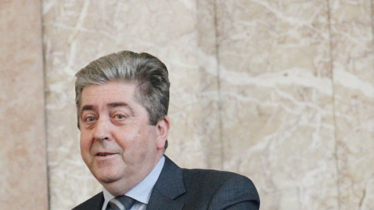 Първанов: На България не ѝ подхожда ролята на ястреб!