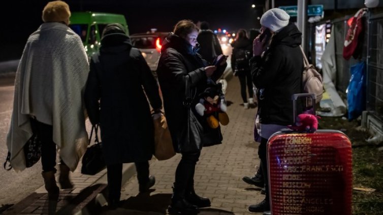Германия приема 2 500 украинци, избягали в Молдова