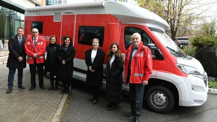 Сербезова: Важно е да не спираме да говорим за ваксините