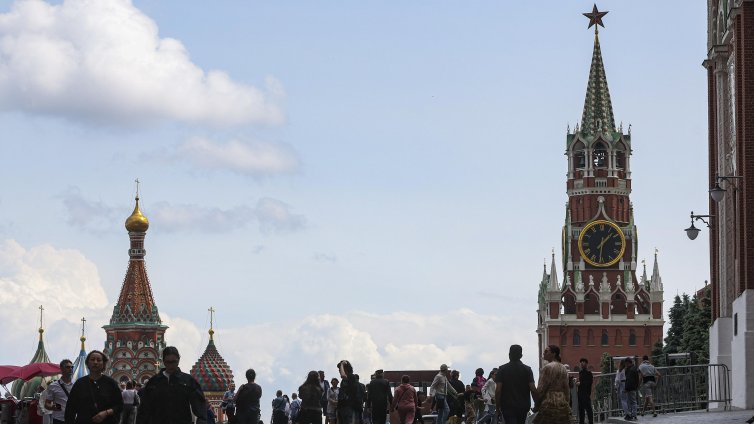 Михаил Галузин: Киев и ЕС не показват готовност за мирни решения на кризата