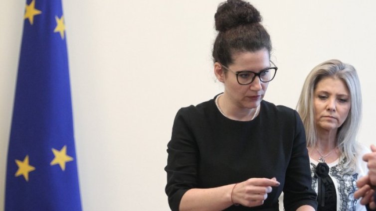 Привикаха Константинова в НС в четвъртък