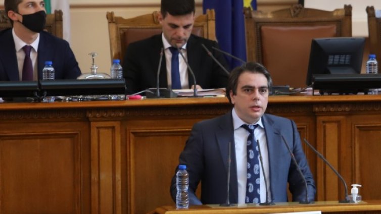 Асен Василев: Може да използваме 148 млн. евро от съществуващите програми за бежанците