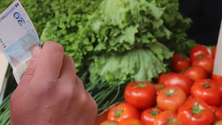 Зеленчуците продължават да поевтиняват на борсата