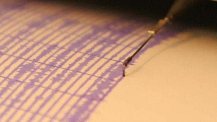 Три силни земетресения разтърсиха бреговете на Иран