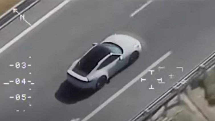 Скъпо Porshe лети с 285 км/ч. по испанска магистрала