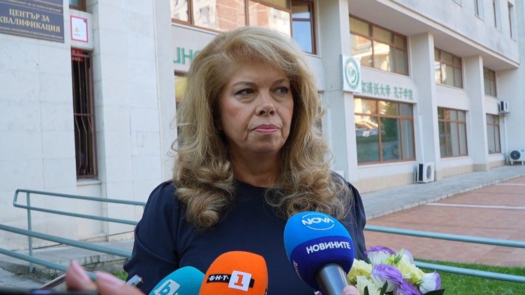 Йотова за бедствието: Не е време за политиканстване