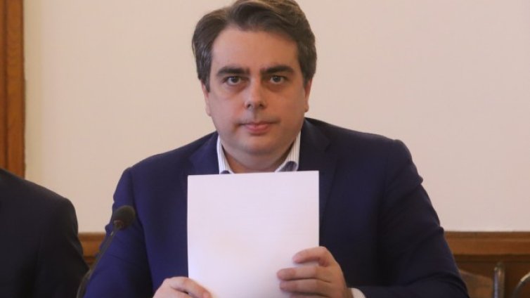 Все още няма 121 гласа за кабинета на Асен Василев 