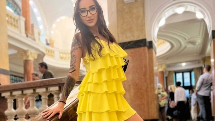 Ето я полицайката до Семерджиев, майка му опроверга Рашков