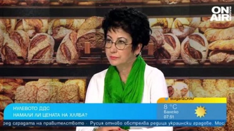 Контролните органи  проверяват - свалена ли е цената на хляба?