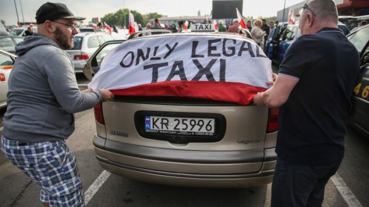 Досиетата Uber: Как компанията е използвала насилието над шофьорите си за собствена изгода?