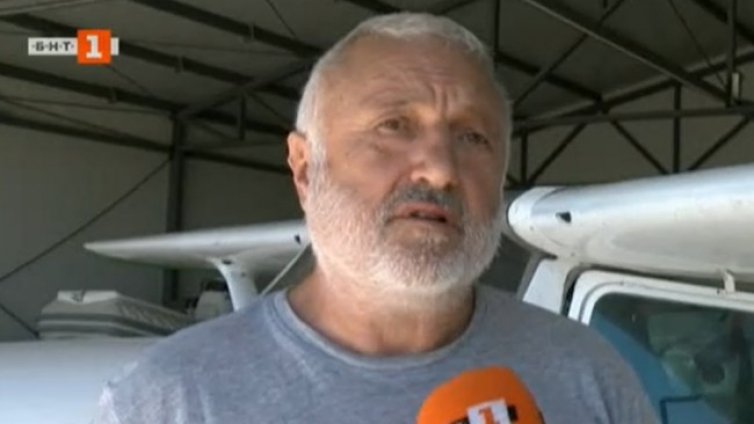 Пилотът на приземения самолет: Не знам защо бях прихванат