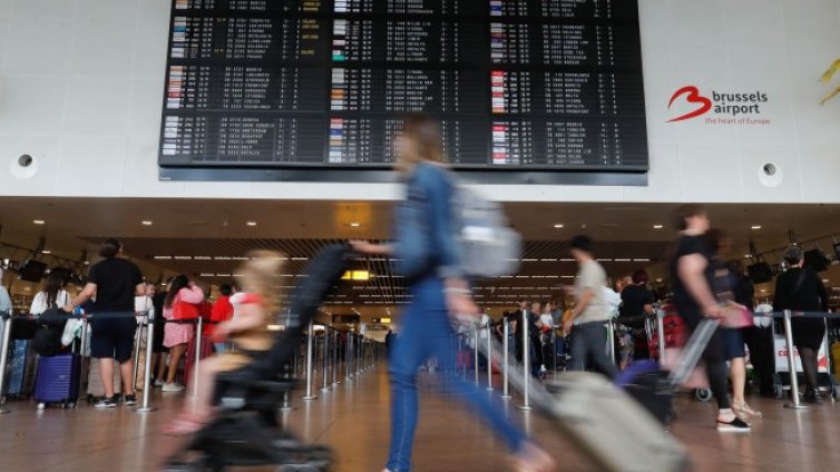 Стачки отмениха над 200 полета в Италия